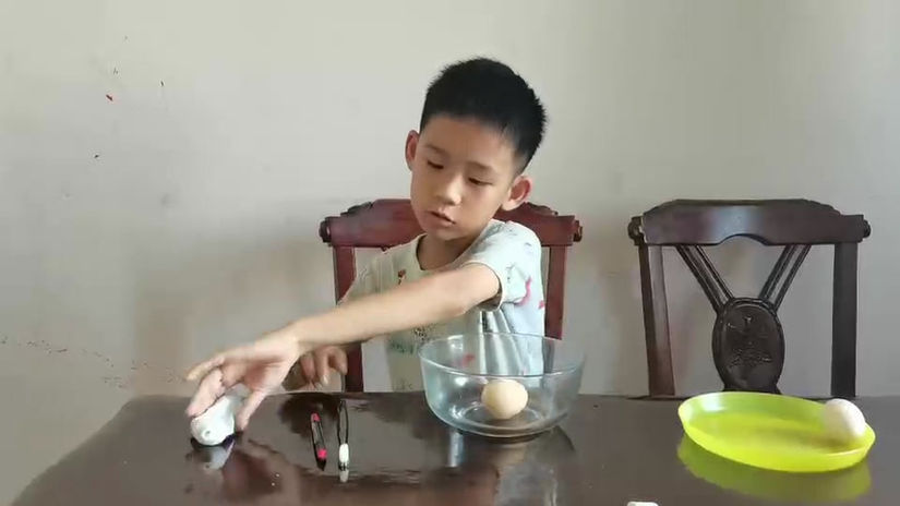 How does toothpaste to protect teeth-1